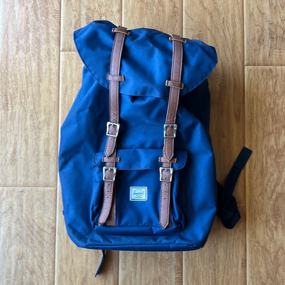 Herschel Little America Backpack